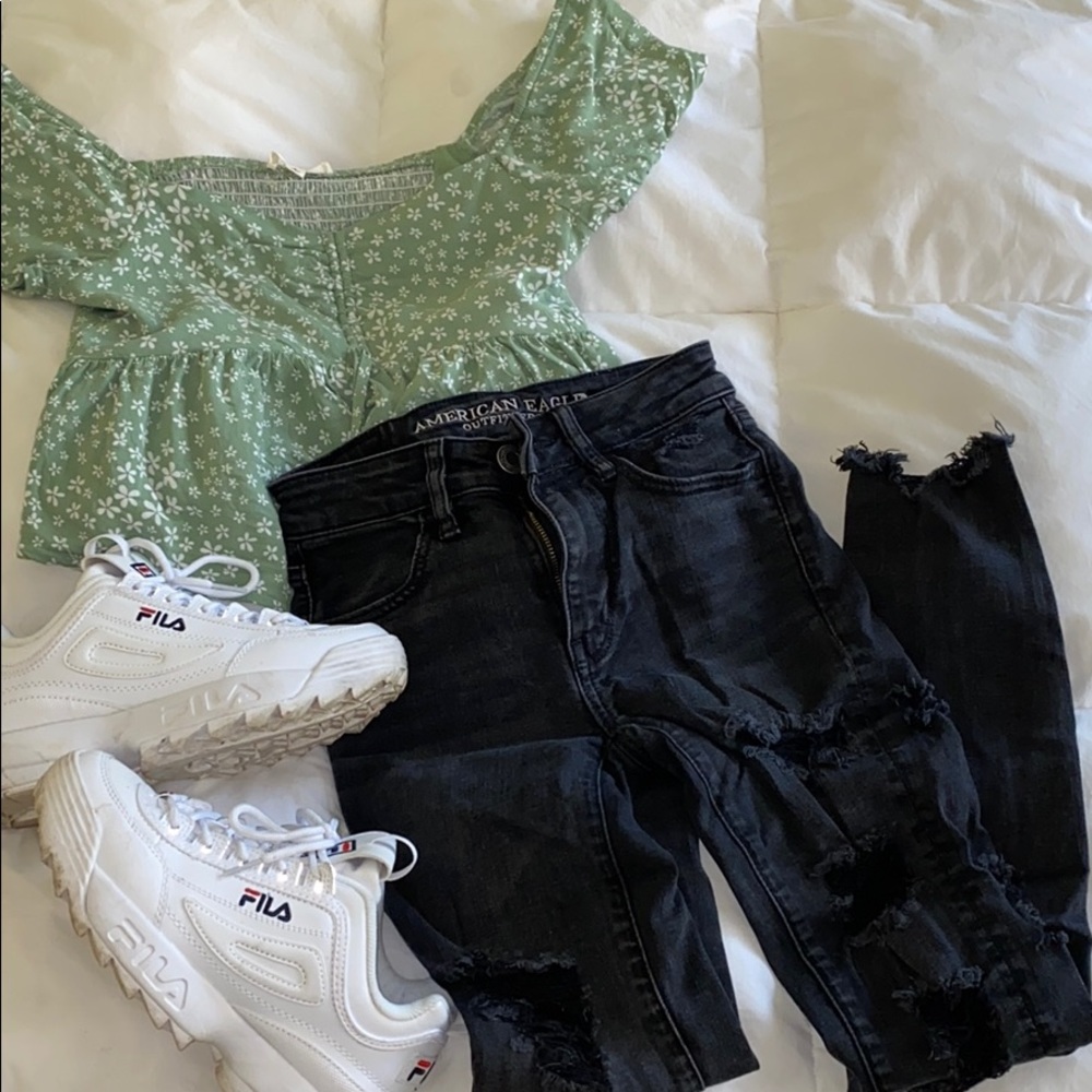 American Eagle ripped jeans